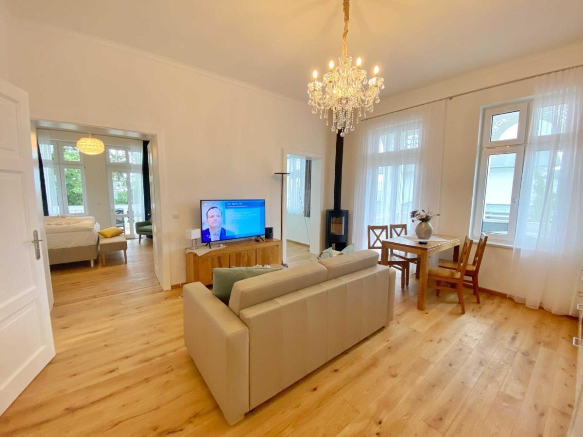 Villa Jenny - Ferienappartement 1 Mit Meerblick Sassnitz Eksteriør bilde