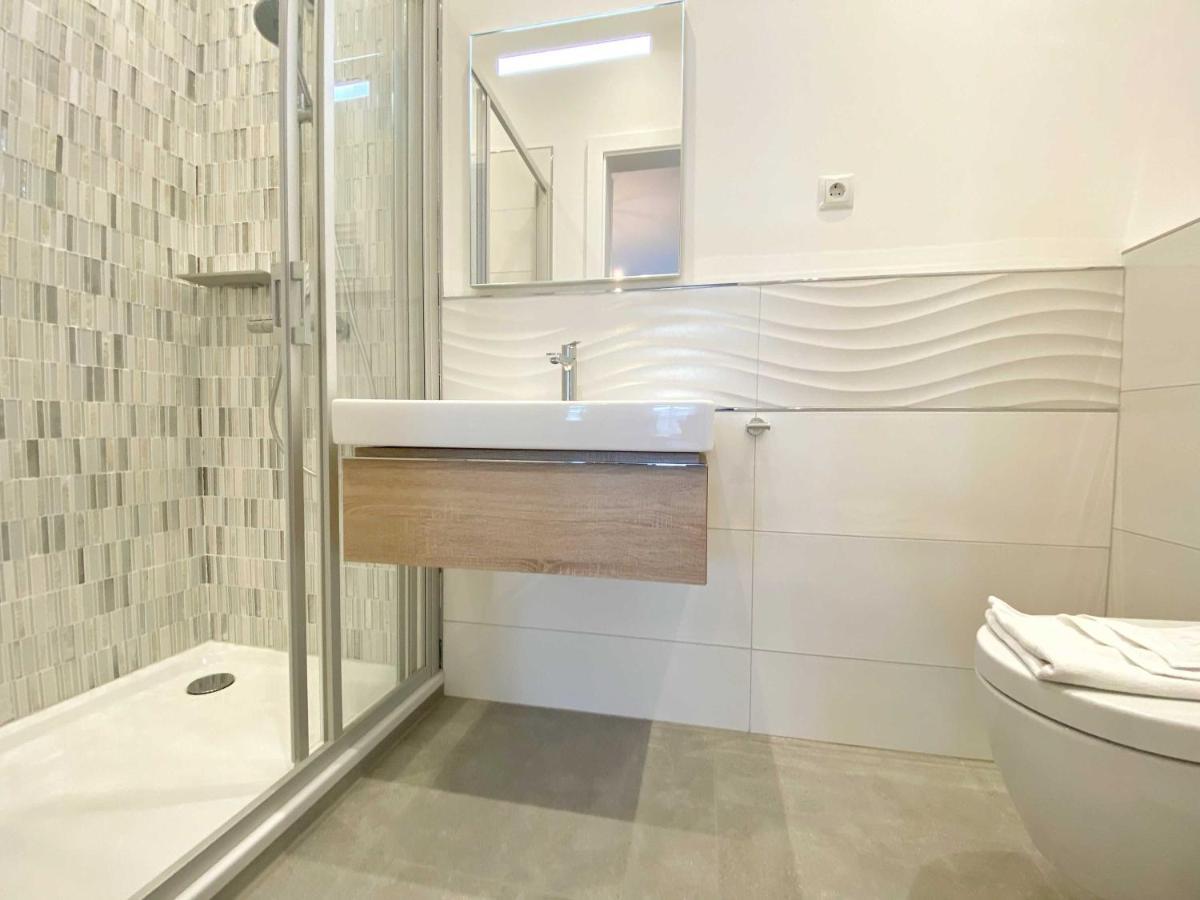 Villa Jenny - Ferienappartement 1 Mit Meerblick Sassnitz Eksteriør bilde